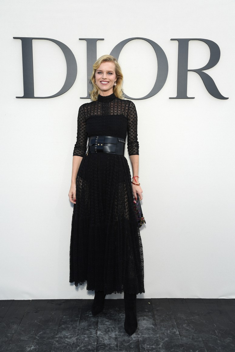 Christian Dior : Photocall - Paris Fashion Week Womenswear Spring/Summer 2019